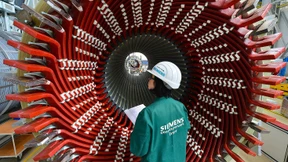 Wie Steuern die Löhne drücken