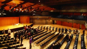 Der Schwarze Block greift den Rundfunk an