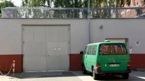 Abschiebehaft in Gefängnissen unzulässig