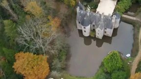 Außergewöhnliche Corona-WG in französischem Schloss