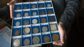 Hartz-IV-Empfänger muss Münzsammlung verkaufen