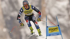 Schlaks unter Muskelprotzen