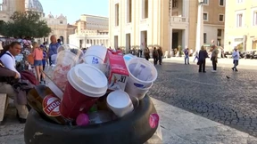 Rom erstickt im Abfall