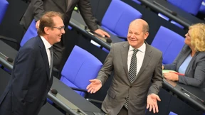 Dobrindt und Scholz lehnen Rente ab 68 ab