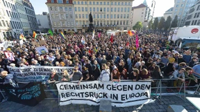 Protest gegen Pegida in Dresden