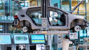 Wie Armin Laschet  mit Steuergeld eine Batteriezellfabrik bauen will