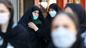 Mann überfährt zwei Frauen wegen „unislamischer“ Outfits