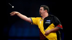Clemens zieht bei Darts-WM in Runde drei ein