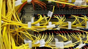 Nachrichtendienst darf weiter Daten von Internet-Knoten abzapfen