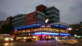 Lack und Leder gegen Luxus