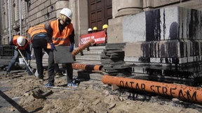 Klimaschützer legen Pipeline vor Wirtschaftsministerium