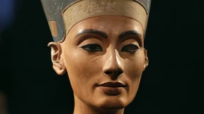 Ist sie „weiß“, „schwarz“ oder „ägyptisch“?