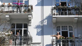 Quarantäne-Sport auf Hamburgs Balkonen