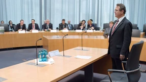 Friedrich belastet früheren Staatssekretär