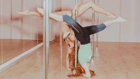 „Poledance stärkt dein Körpergefühl ebenso wie dein Selbstwertgefühl“