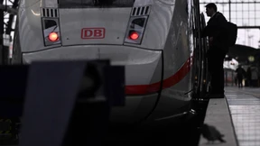 Bahn mit Milliardenverlust und massiv verspäteten Zügen