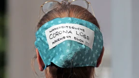 Im Griff der zwei Pandemien