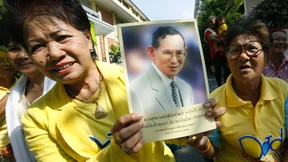 Bangen um den kranken König