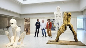 Brad Pitt eröffnet erste eigene Skulpturen-Ausstellung