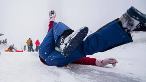 Nach den Schneeflocken fallen wieder Regentropfen
