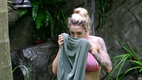 „Ich stinke! Ich möchte jetzt ein Handtuch, oder ich packe meine Koffer!“