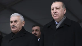 Yildirim droht Amerika