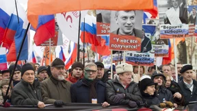 Tausende gedenken des ermordeten Putin-Kritikers Nemzow