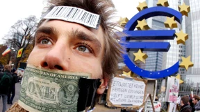 Stadt Frankfurt errichtet Schutzzone um Europäische Zentralbank 