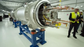 Beschleunigung bis fast auf Lichtgeschwindigkeit