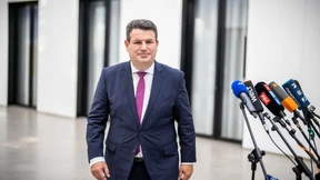 Arbeitsminister Heil will alle Volkswagen-Standorte erhalten