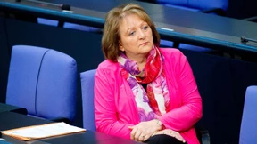 Leutheusser widerspricht Friedrich