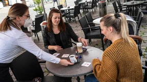 Und was ist mit denen, die uns bedienen?