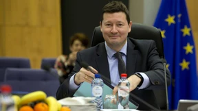 Oettinger verteidigt Selmayrs Beförderung