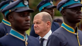 Scholz’ neue Prämisse ist der Abstieg des Westens