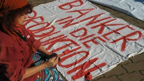 Jetzt fliegen die Banker raus