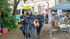 Protest gegen Räumung der Druckerei