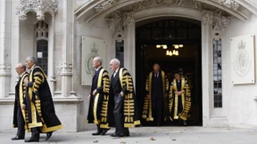 Britische Anwälte fliehen nach Irland