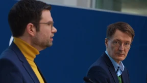 Lauterbach warnt vor Impflücke