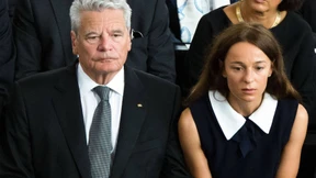 „Vergessen, seine Kindheit  abzulegen“