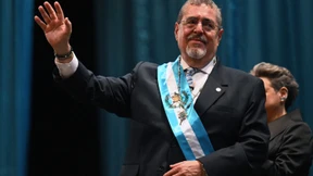 Vereidigt gegen alle Widerstände