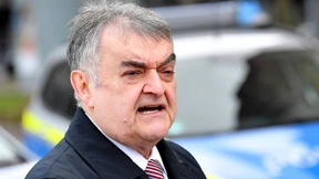 NRW-Innenminister warnt vor Kindern von IS-Kämpfern