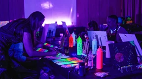 „Macht das Licht aus, wir malen“