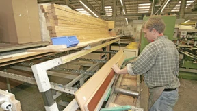 Hülsta schließt eins von zwei Werken