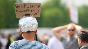 Was tun mit Kollege Aluhut?