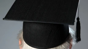 Viele Akademiker erhalten nur Niedriglöhne