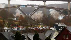 Sprengung maroder Talbrücke