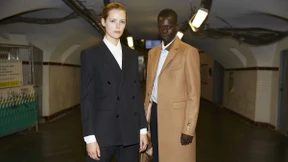 Männermode, die auch an Frauen gut aussieht