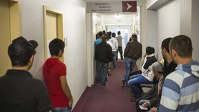 Warteschlangen im Behördengang