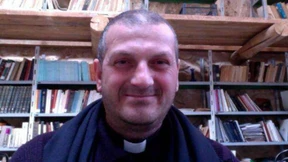 IS-Anführer clever und gebildet