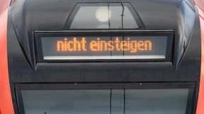 Reisende von Lokführerstreik überrascht